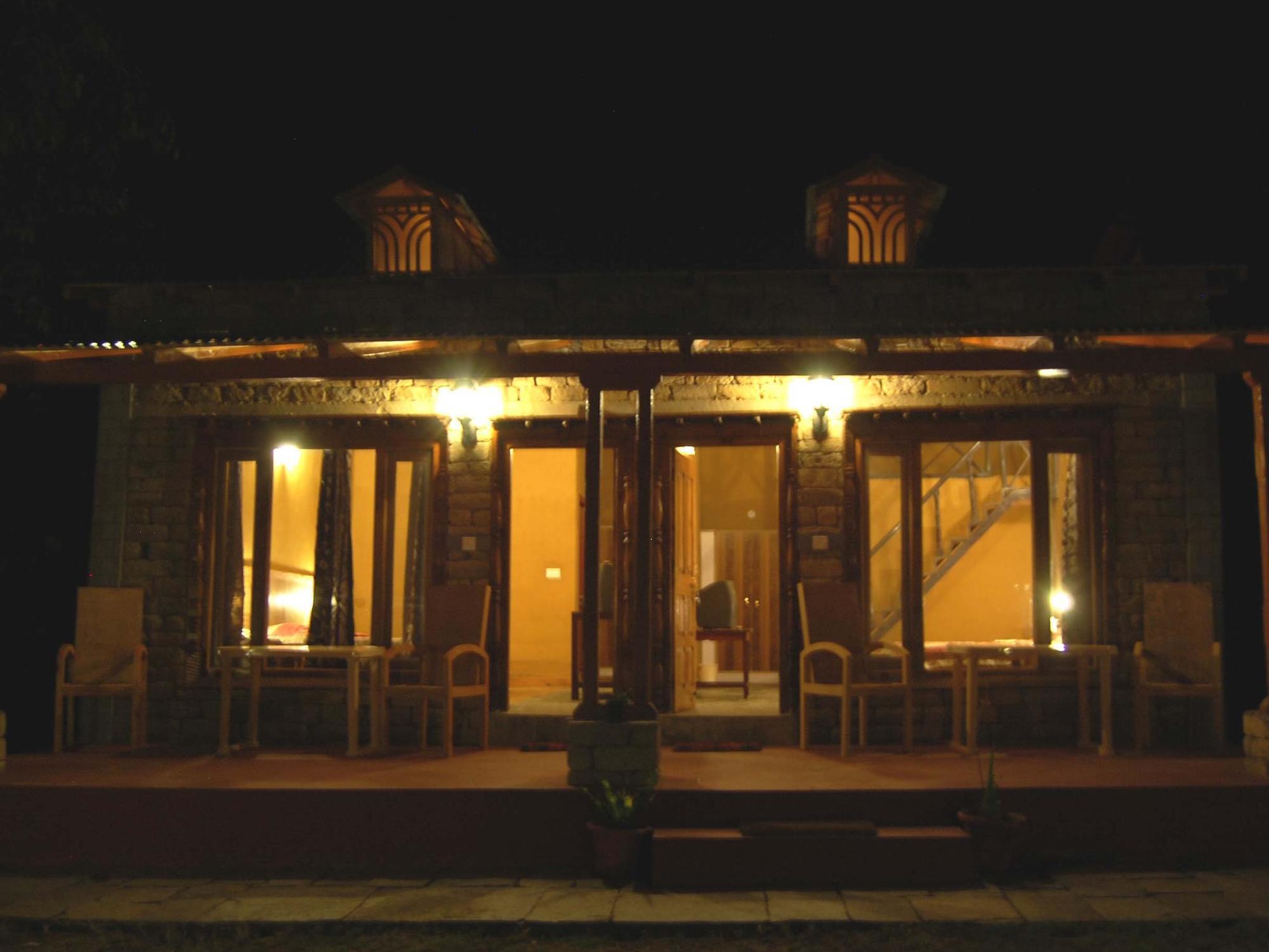 Chevron Mountain Villa Kausani Exterior foto